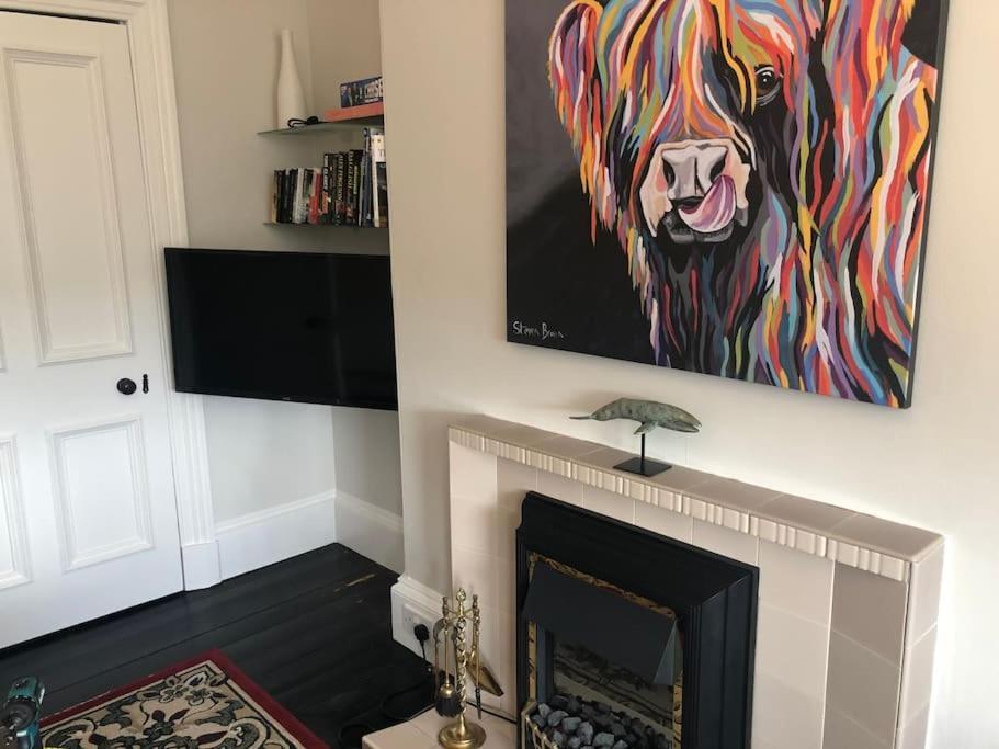 Beautiful Traditional Flat In The Center Of Largs. Exteriör bild