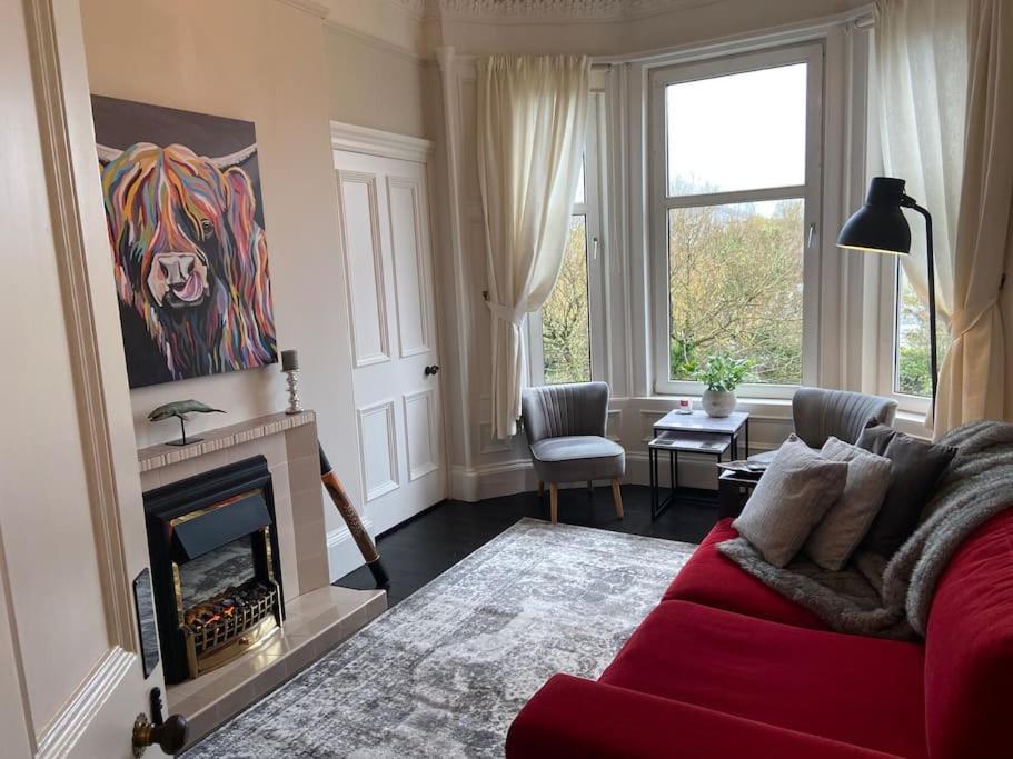 Beautiful Traditional Flat In The Center Of Largs. Exteriör bild